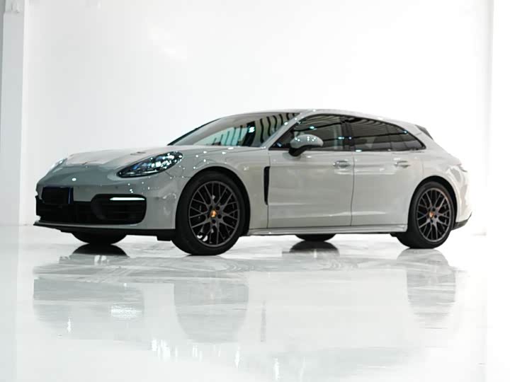 Фото 1 - Porsche Panamera