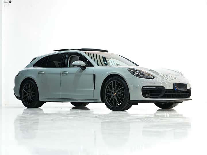 Фото 6 - Porsche Panamera