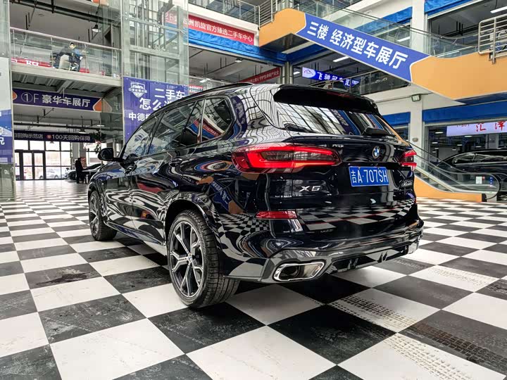 Фото 9 - BMW X5
