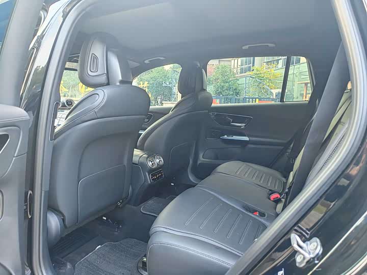 Фото 9 - Mercedes-Benz GLC-Class