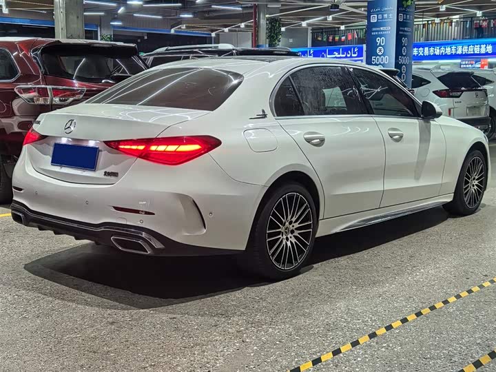 Фото 7 - Mercedes-Benz C-Class