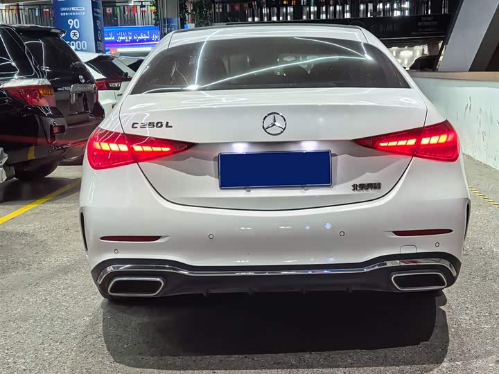 Фото 8 - Mercedes-Benz C-Class