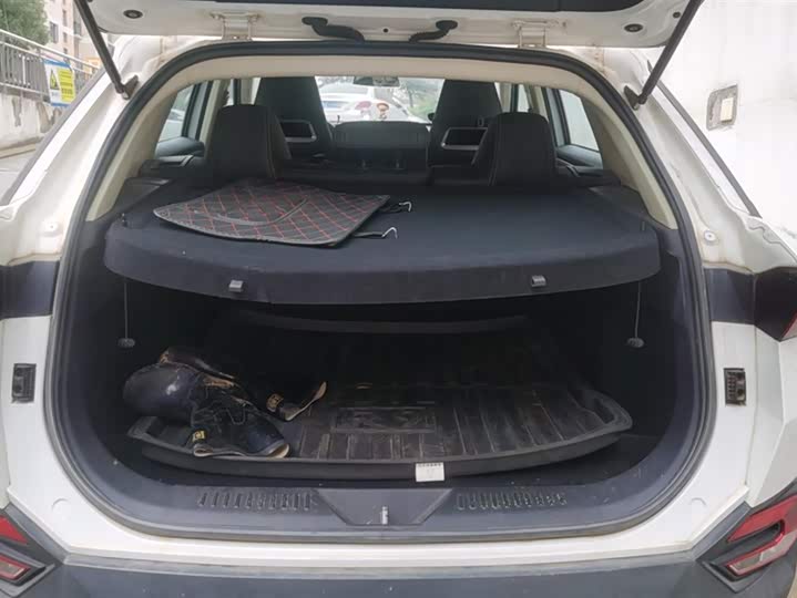 Фото 4 - Bestune T77