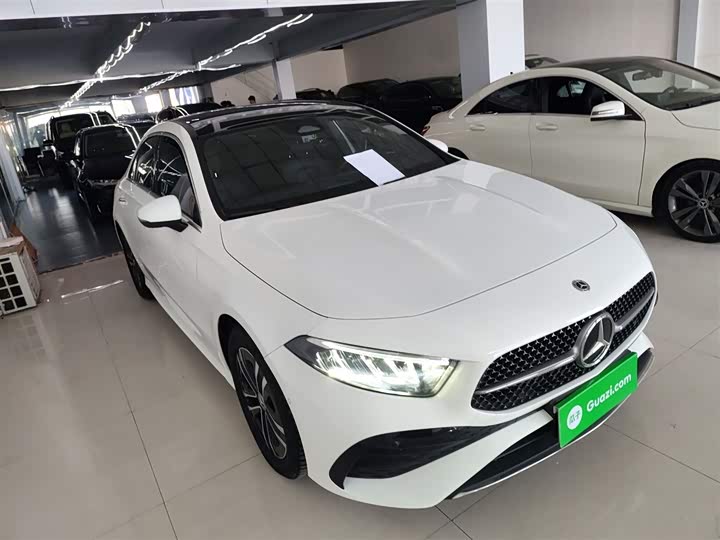 Фото 4 - Mercedes-Benz A-Class