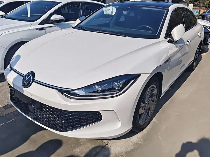 Фото 1 - Volkswagen Lamando L