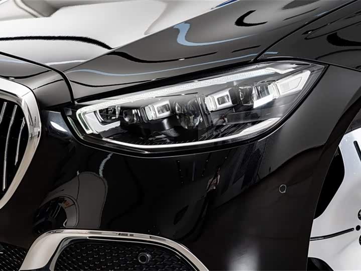 Фото 4 - Mercedes-Benz Maybach S-Class