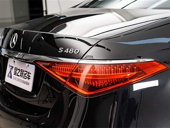 Фото 9 - Mercedes-Benz Maybach S-Class