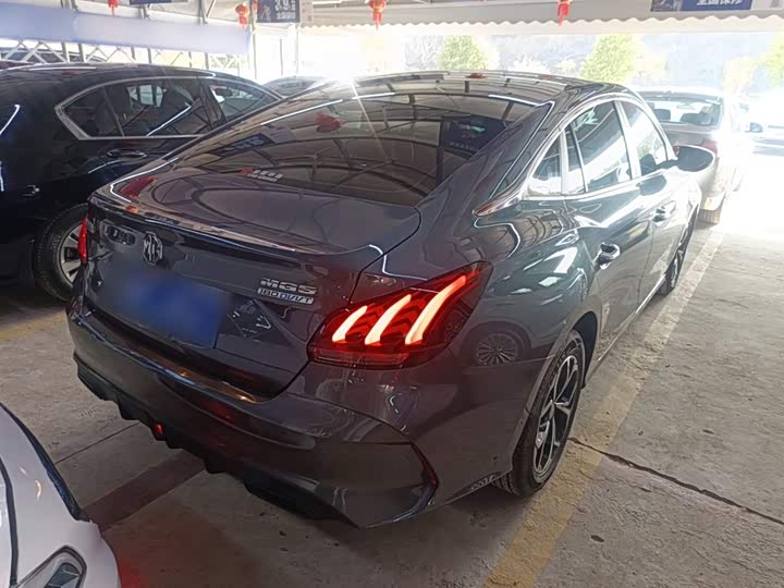 Фото 7 - MG Motor 5