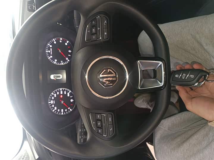 Фото 9 - MG Motor 5