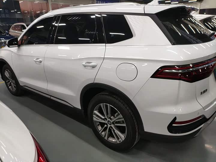 Фото 5 - BYD Song Pro