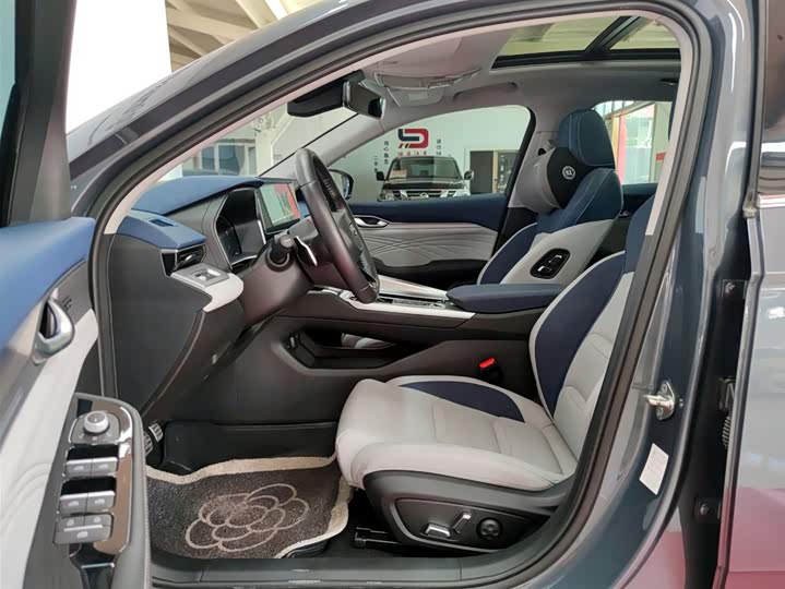 Фото 7 - Geely Preface