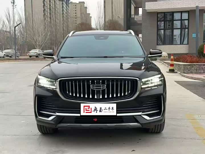 Фото 2 - Geely Monjaro