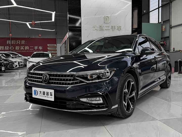 Фото 1 - Volkswagen Magotan