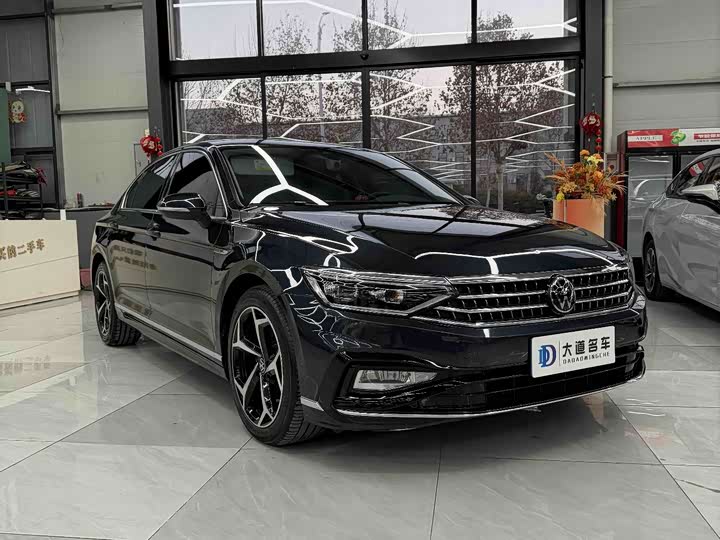 Фото 3 - Volkswagen Magotan