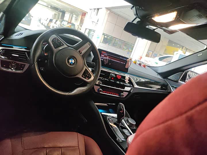 Фото 5 - BMW 5 Series