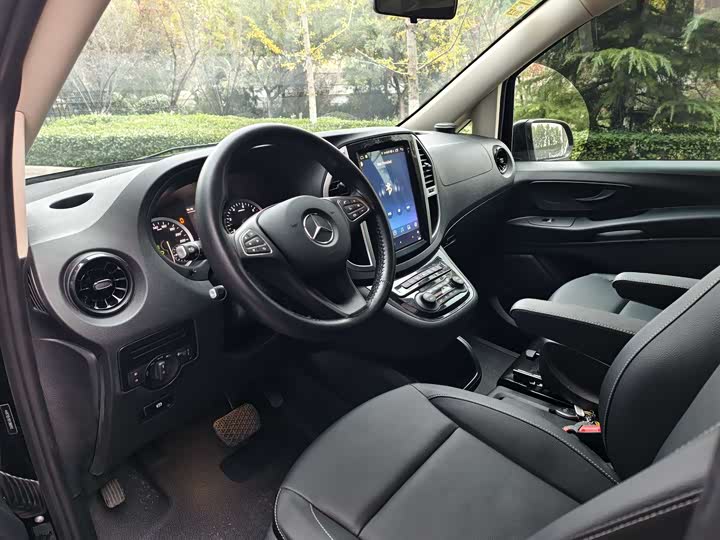 Фото 3 - Mercedes-Benz Vito