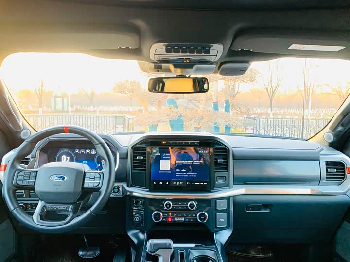 Фото 4 - Ford F-150 Raptor