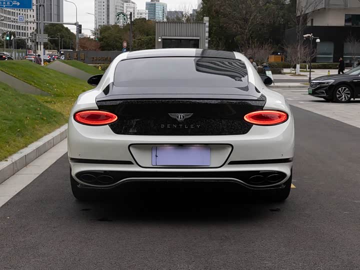 Фото 6 - Bentley Continental GT