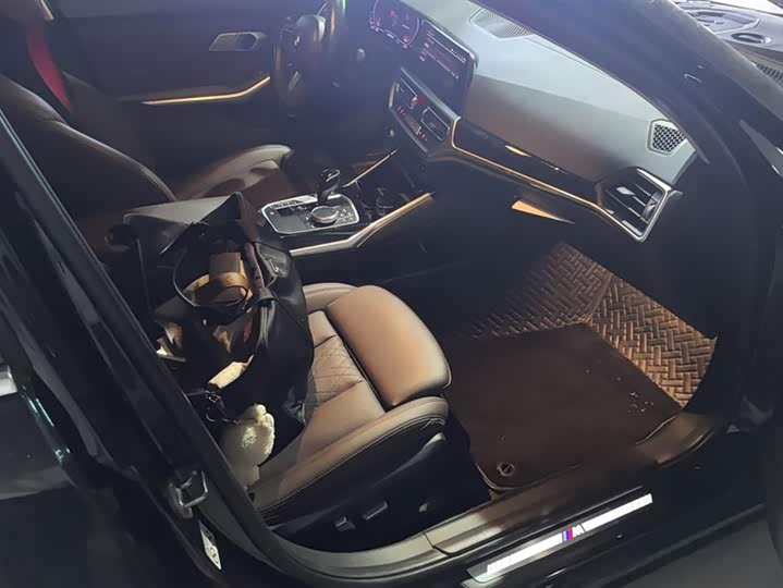 Фото 8 - BMW 3 Series