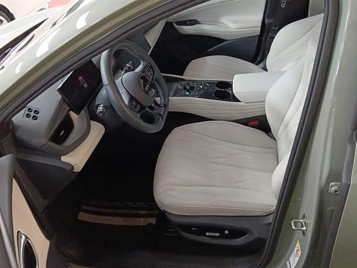 Фото 9 - BYD Seal 06 GT