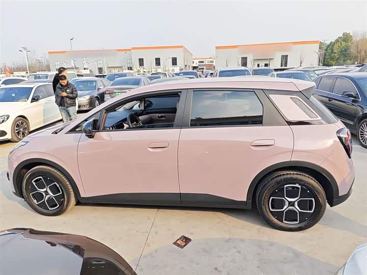 Фото 5 - GAC Aion UT