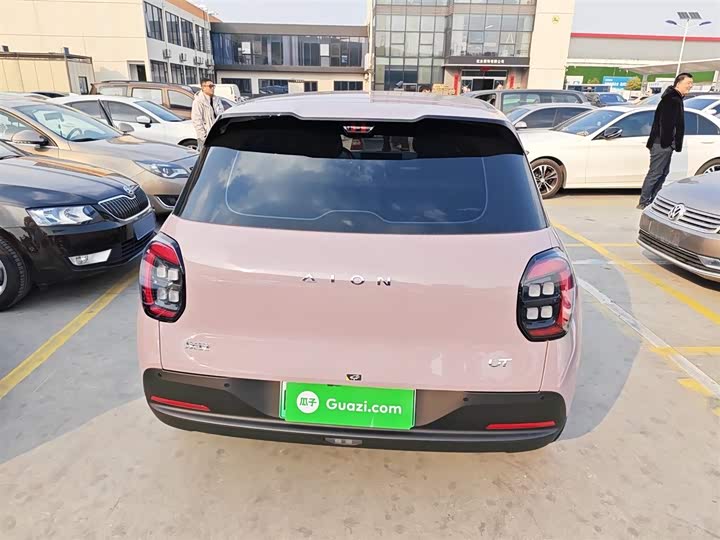 Фото 6 - GAC Aion UT