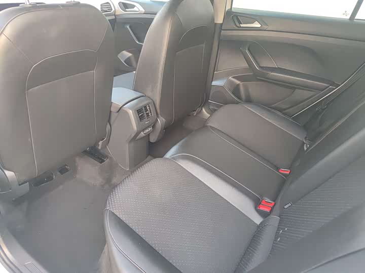 Фото 4 - Volkswagen Tacqua