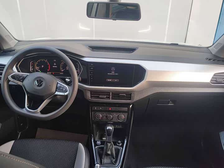 Фото 7 - Volkswagen Tacqua