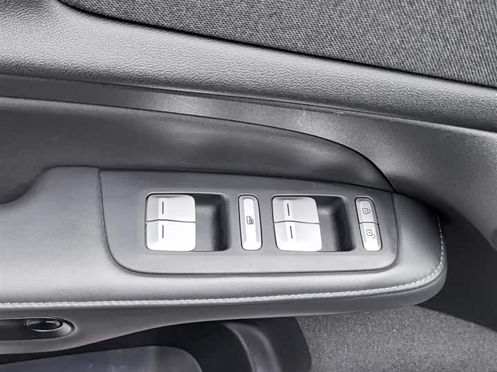 Фото 9 - XPeng G6