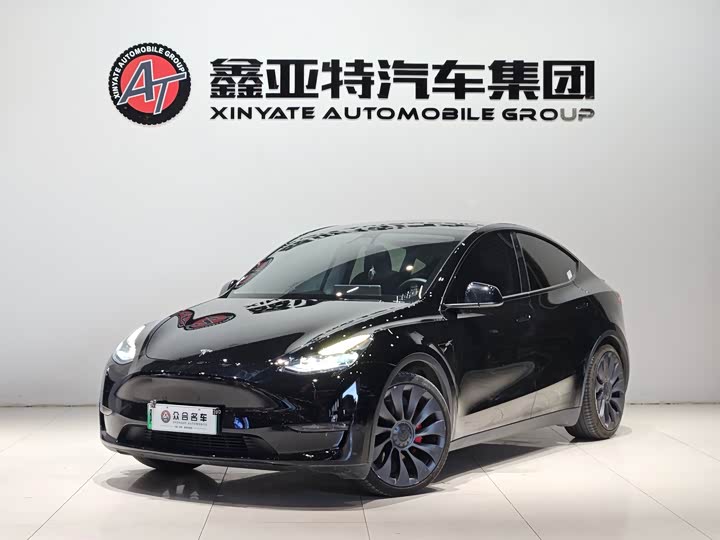 Фото 2 - Tesla Model Y