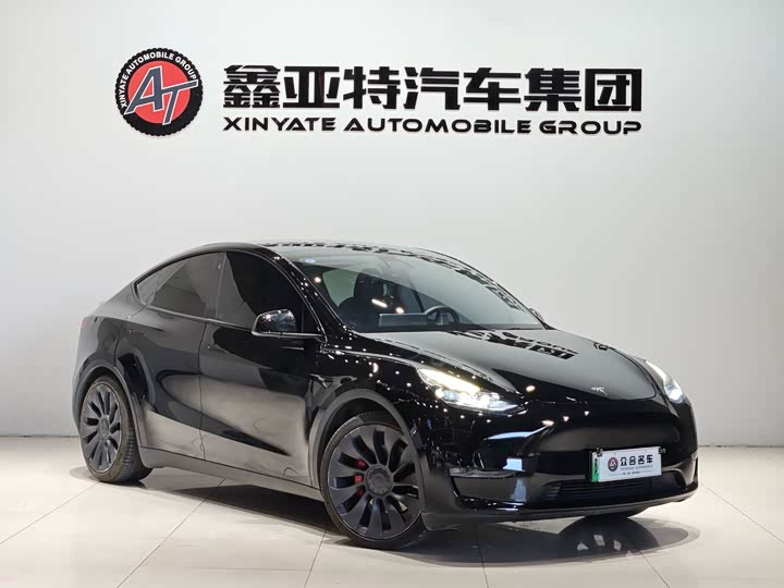 Фото 4 - Tesla Model Y