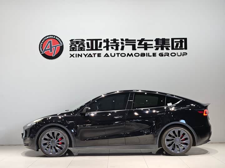 Фото 5 - Tesla Model Y