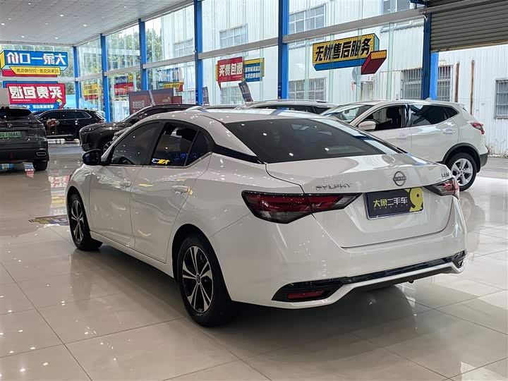 Фото 5 - Nissan Sylphy