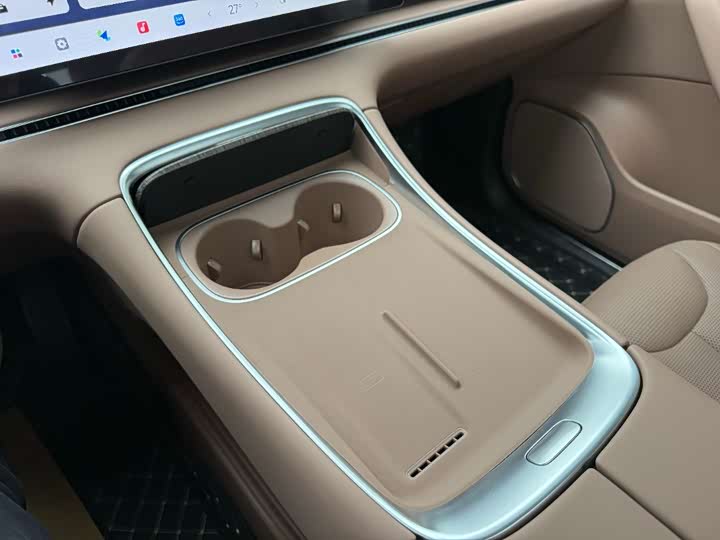 Фото 5 - Leapmotor C11