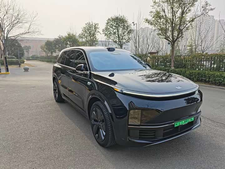 Фото 2 - LiXiang L9