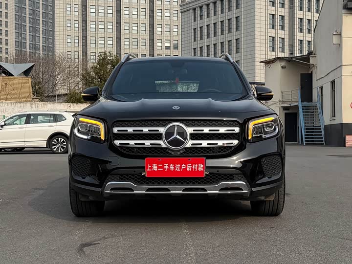 Фото 2 - Mercedes-Benz GLB-Class