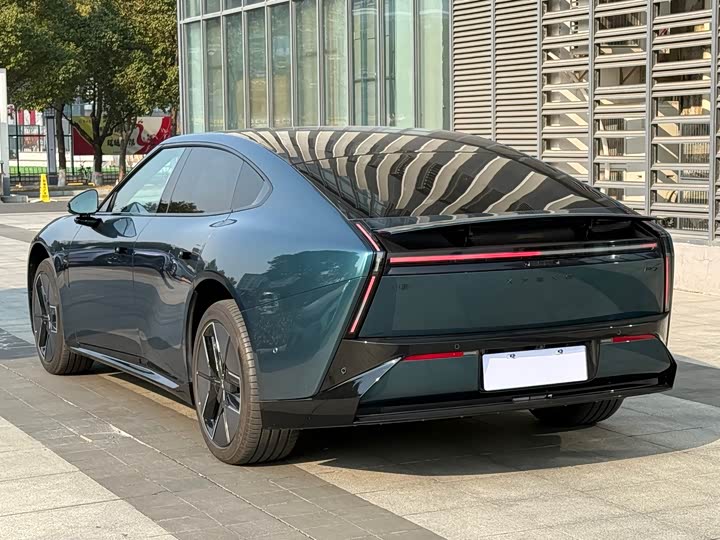 Фото 5 - XPeng P7