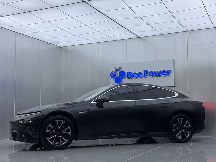 Фото 7 - XPeng P7