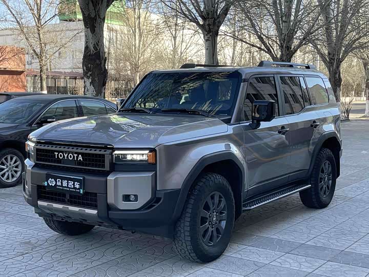 Фото 1 - Toyota Prado