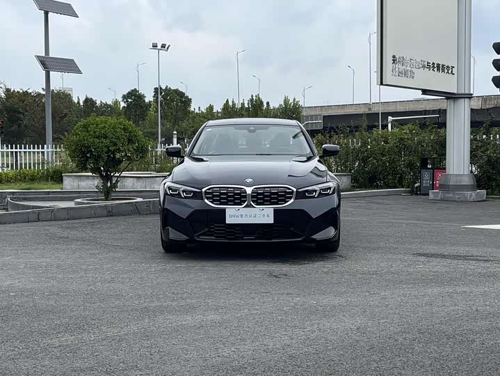 Фото 2 - BMW 3 Series