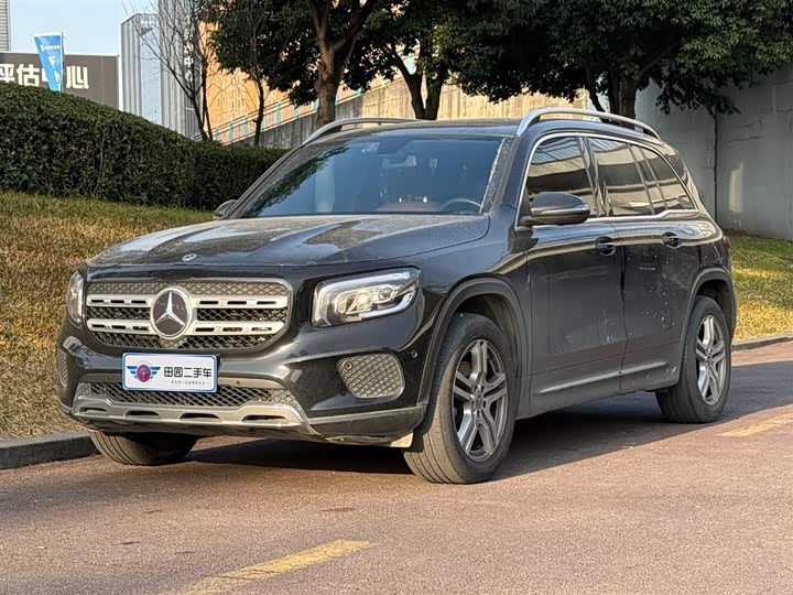 Фото 1 - Mercedes-Benz GLB-Class