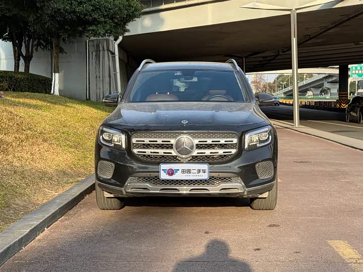 Фото 2 - Mercedes-Benz GLB-Class