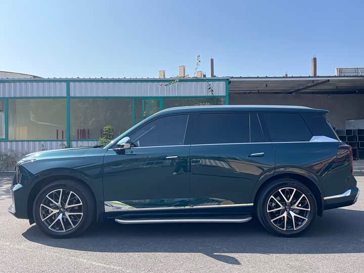 Фото 4 - GAC Trumpchi GS8