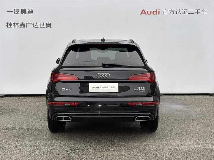 Фото 5 - Audi Q5L