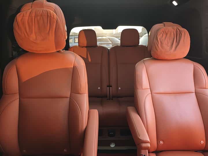 Фото 7 - LiXiang L8