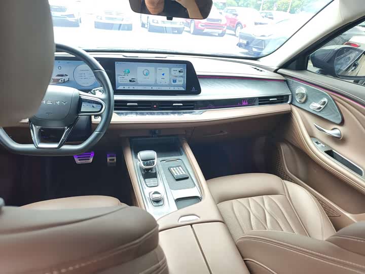 Фото 7 - Chery Arrizo 8