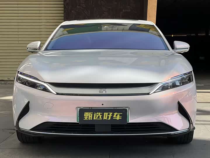 Фото 2 - BYD Han