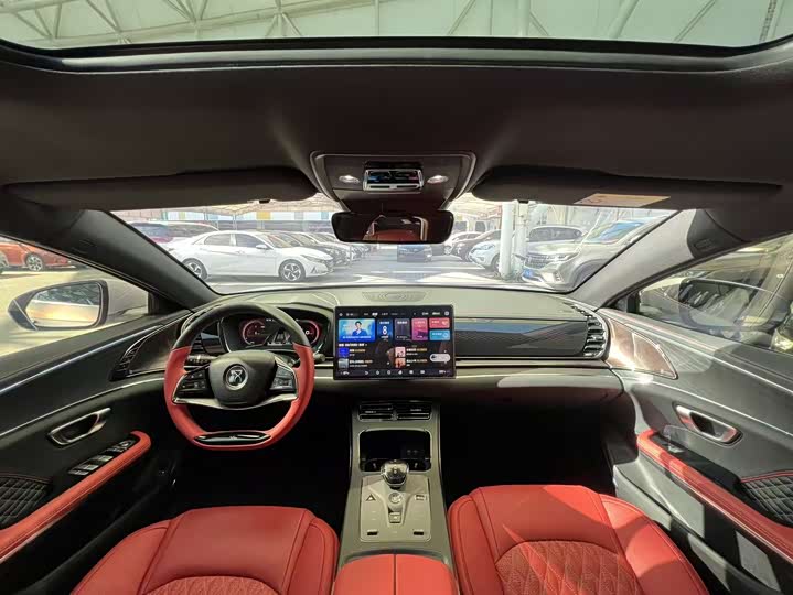 Фото 6 - BYD Han