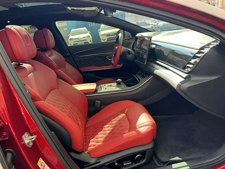 Фото 7 - BYD Han