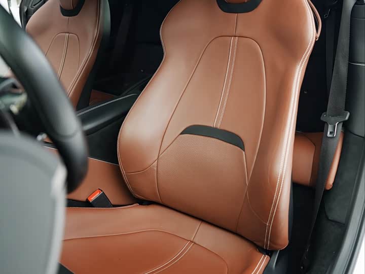 Фото 6 - Ferrari Roma